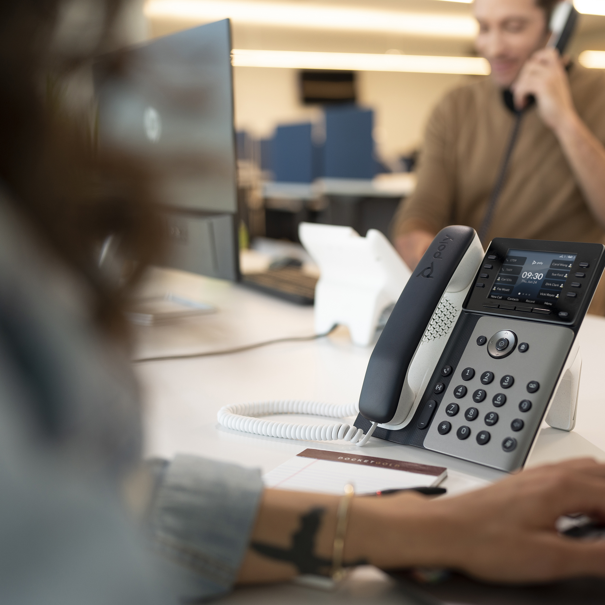 HP Poly Telefon IP Poly Edge E320 z obsługą funkcji PoE - obrazek 3