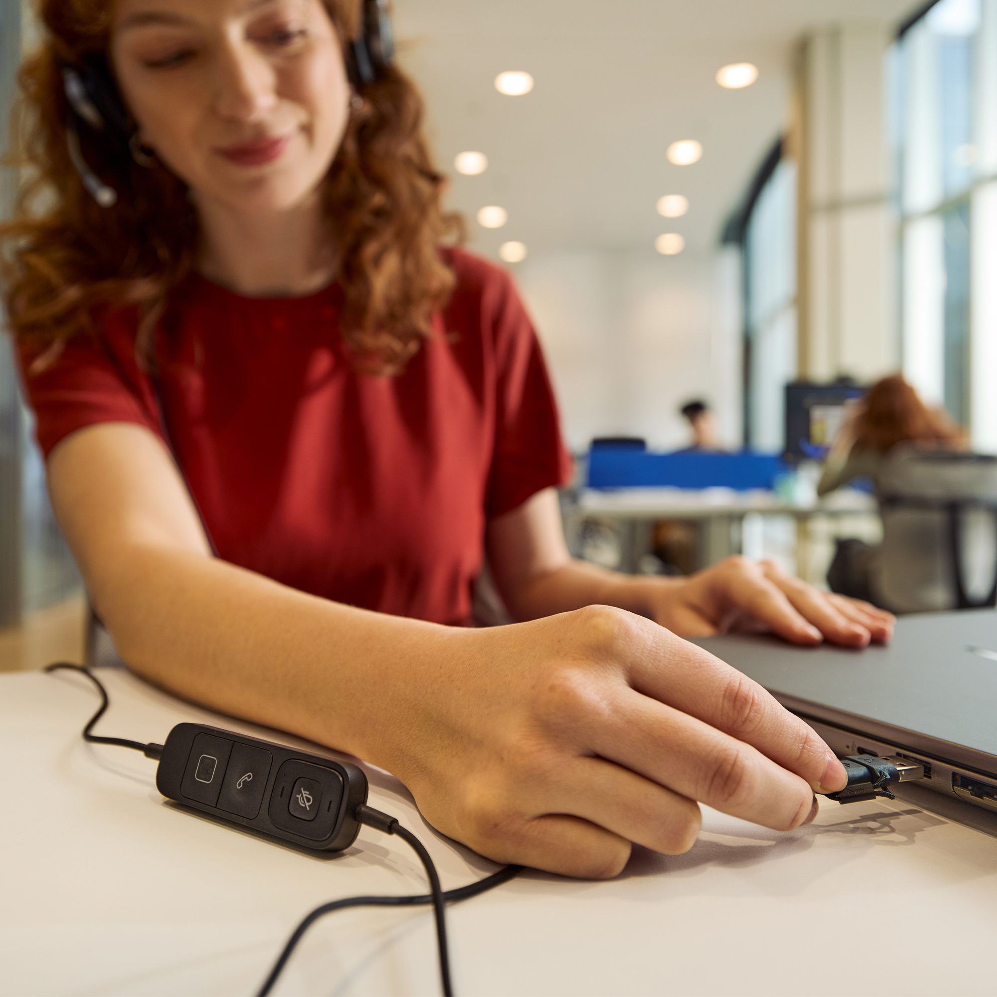 HP Poly Mission 625 – stereofoniczny przewodowy zestaw słuchawkowy USB - obrazek 3