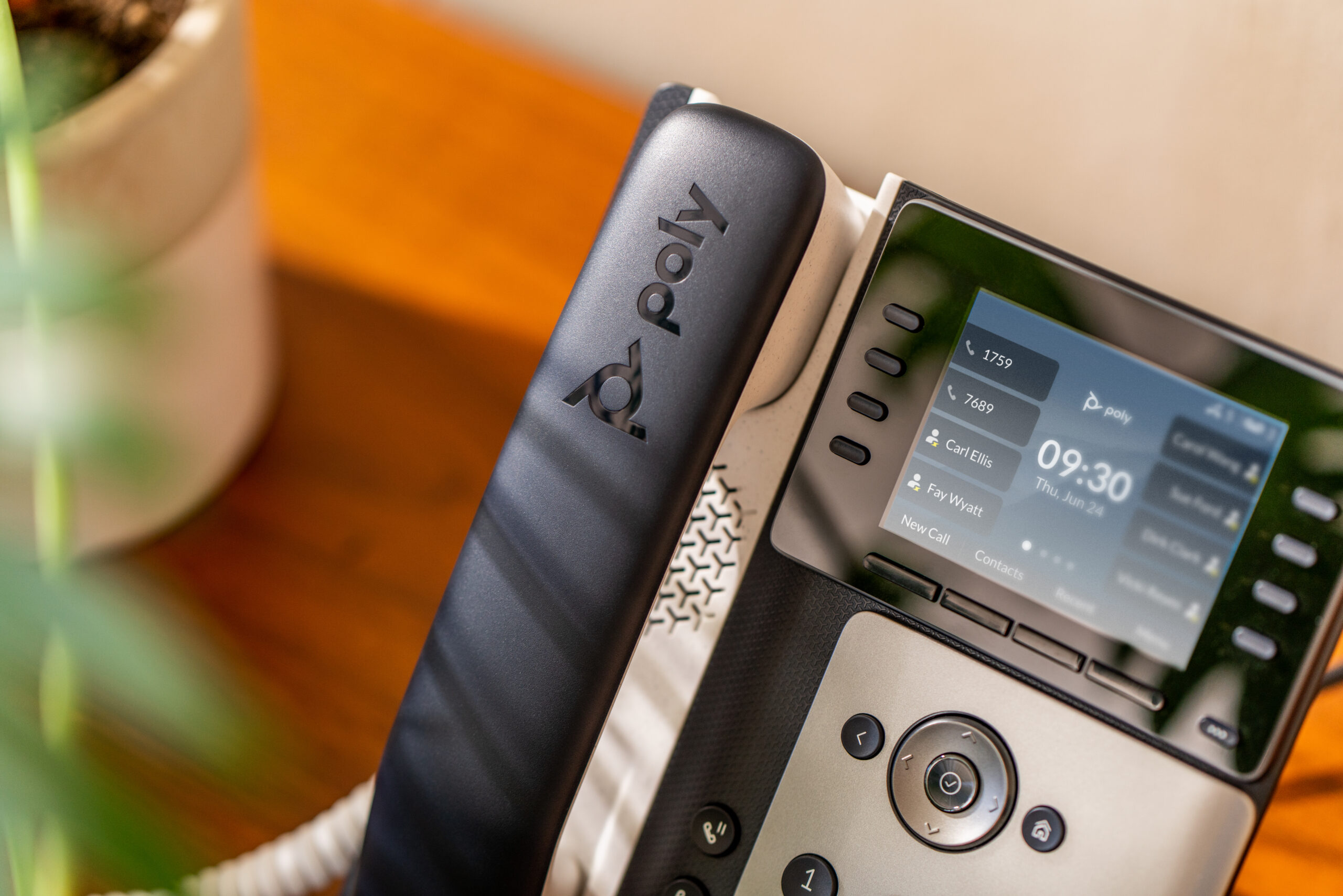 HP Poly Telefon IP Poly Edge E320 z obsługą funkcji PoE - obrazek 5